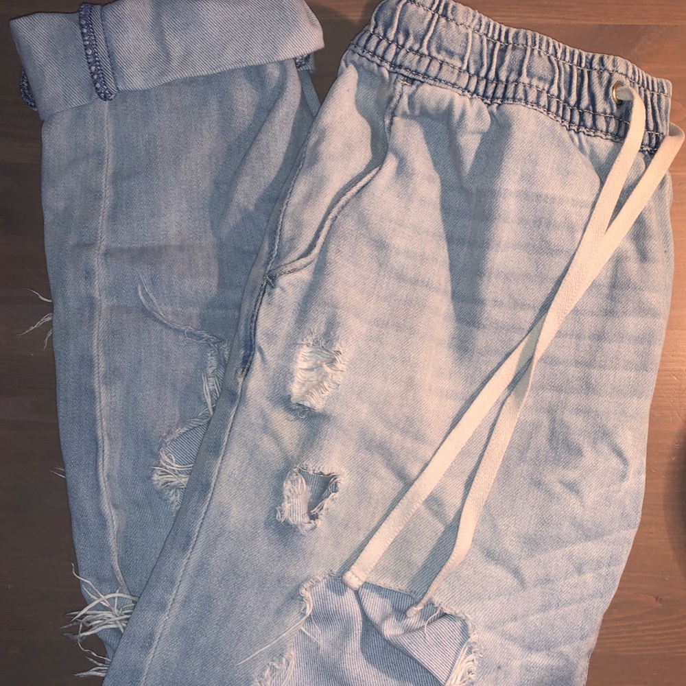 Garage Mom Jean🦋